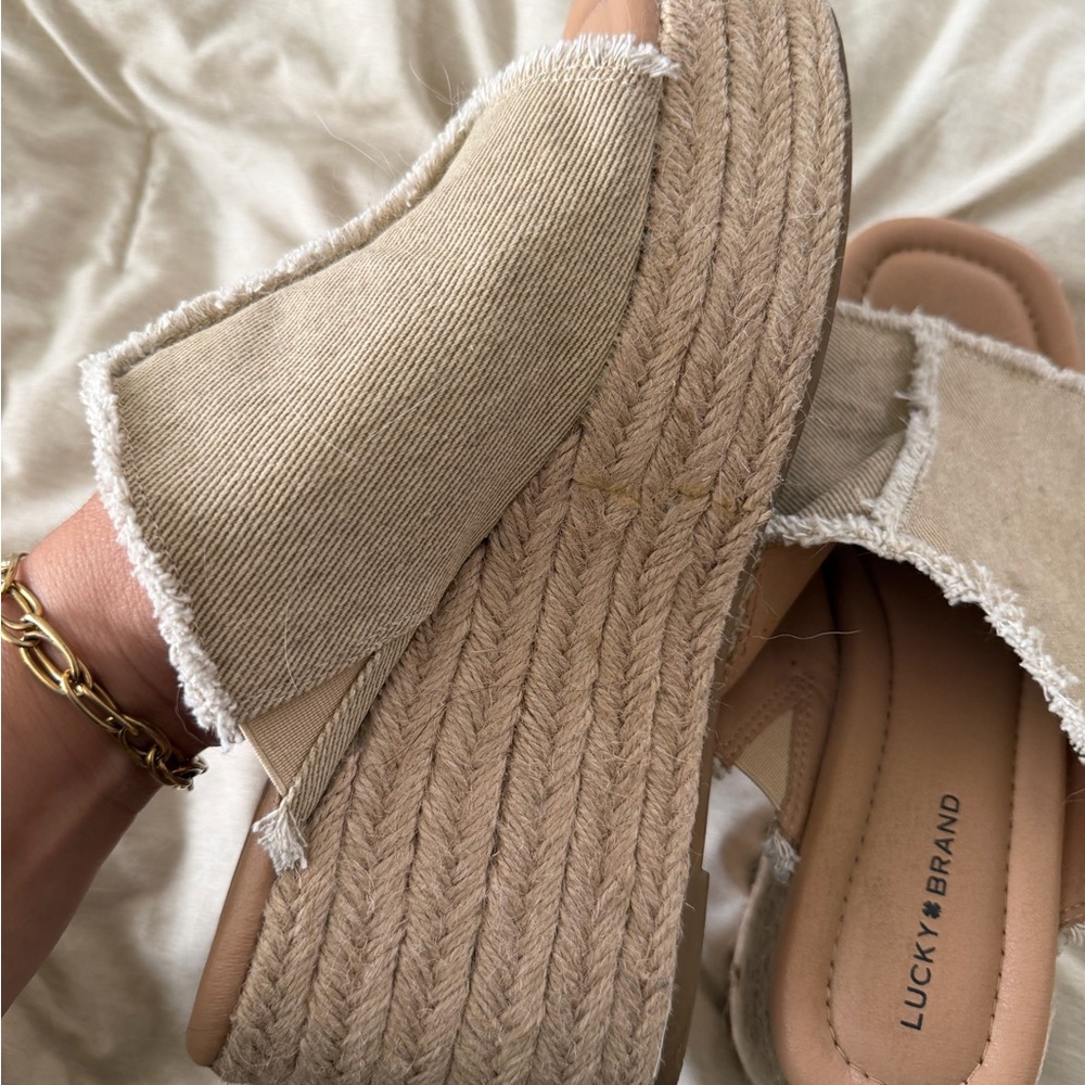 Lucky Brand Frayed Canvas Espadrille Platform Sandals in Beige
